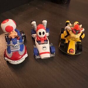 Hot Wheels Mario Kart Shy Guy,  Bowser,  Sneeker Collectibles